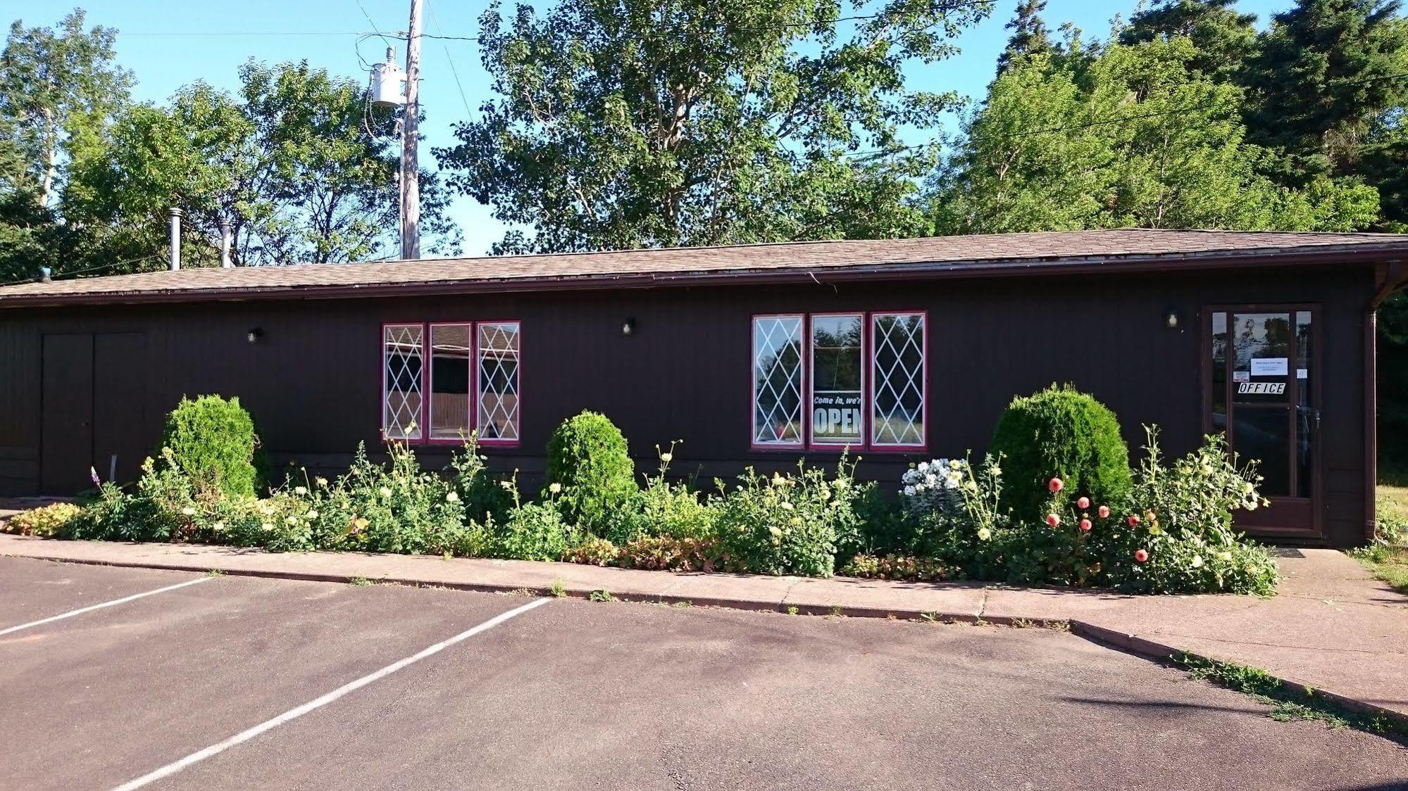 North Rustico Harbour Inn ภายนอก รูปภาพ